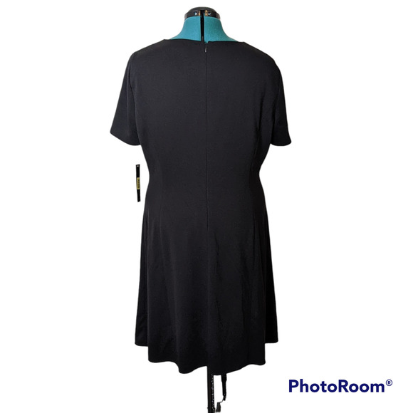 Alex Marie Black Animal Print Knee Length Dress Size 16 NWT - Picture 2 of 4